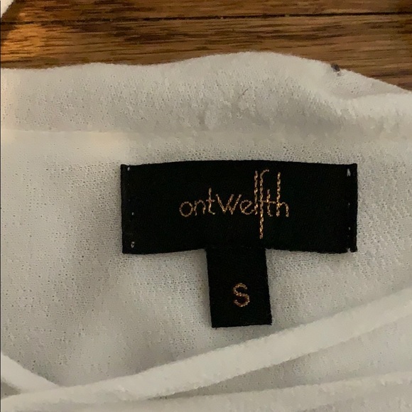 White Loose Shirt - Picture 2 of 3